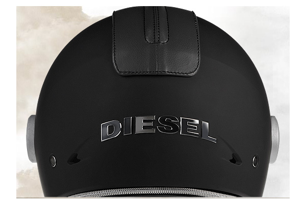 Мотоциклетные шлемы Diesel.