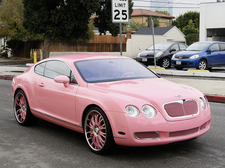 Розовый Bentley для Пэрис Хилтон (Paris Hilton).